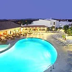 호텔 Four Seasons Fairways 4*