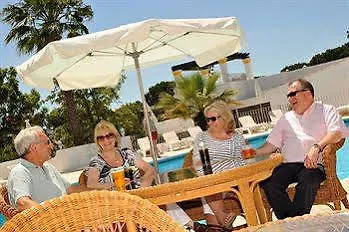 Four Seasons Fairways 4*