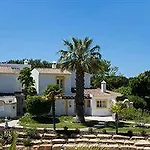Hotel Four Seasons Fairways 4*
