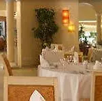 Four Seasons Fairways Hotel 4*